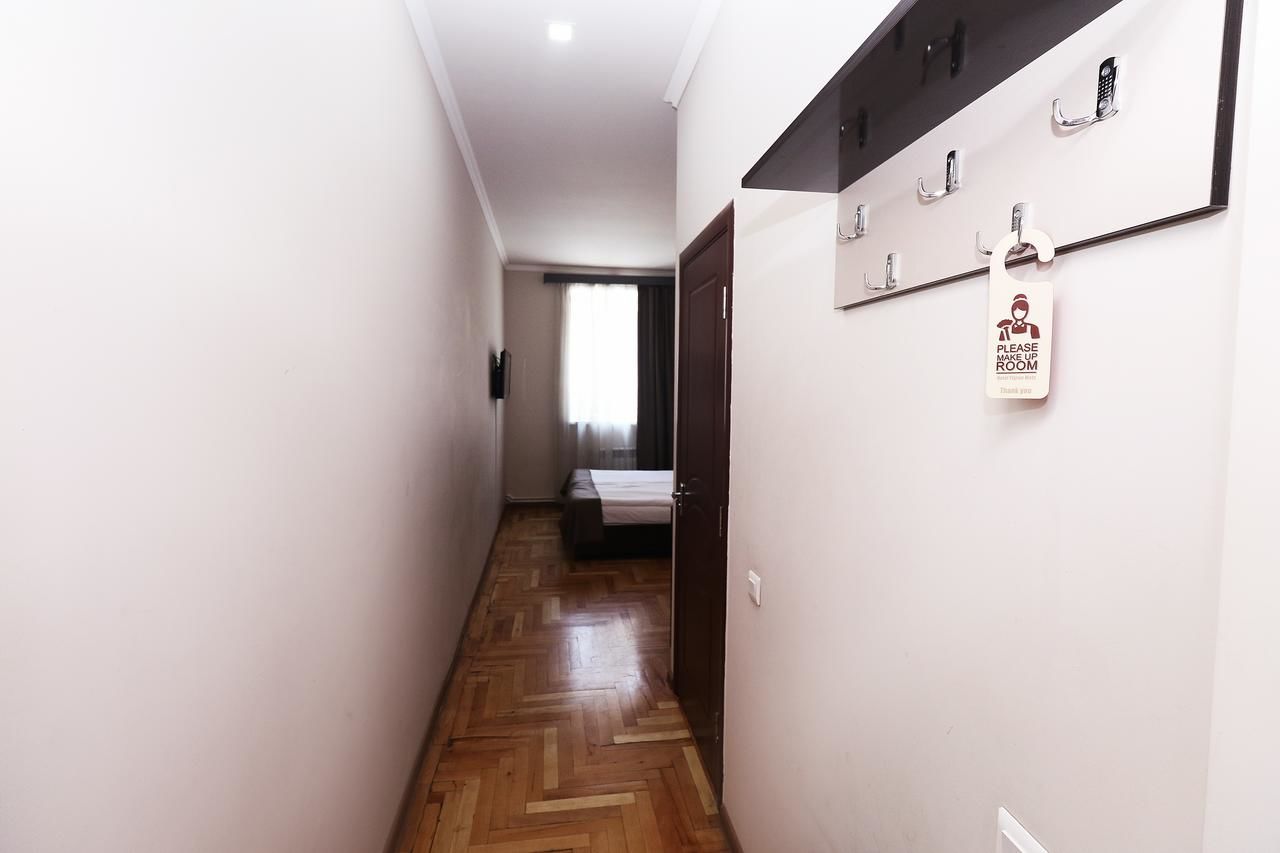 Отель Hotel Tigran Mets Yerevan Ереван-36