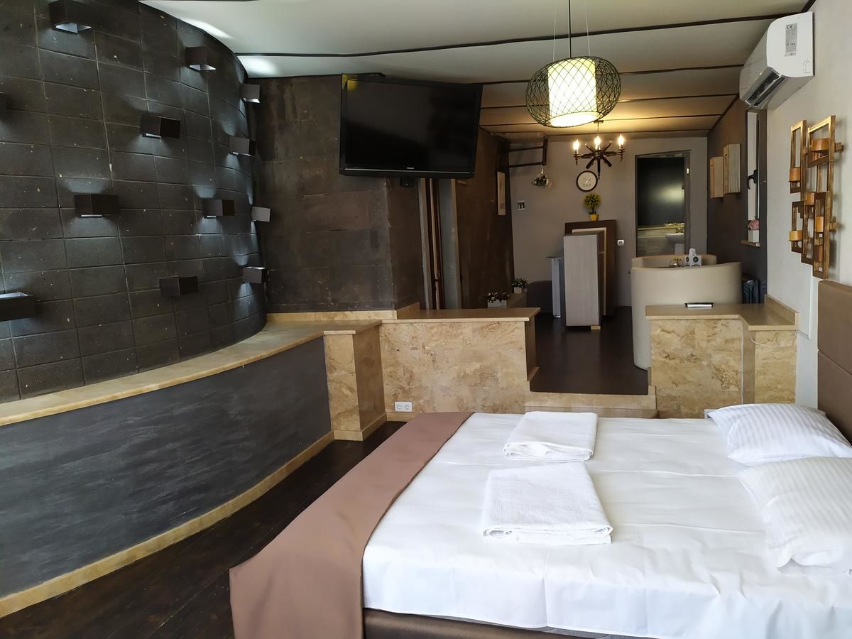 Отель Hotel Tigran Mets Yerevan Ереван-47