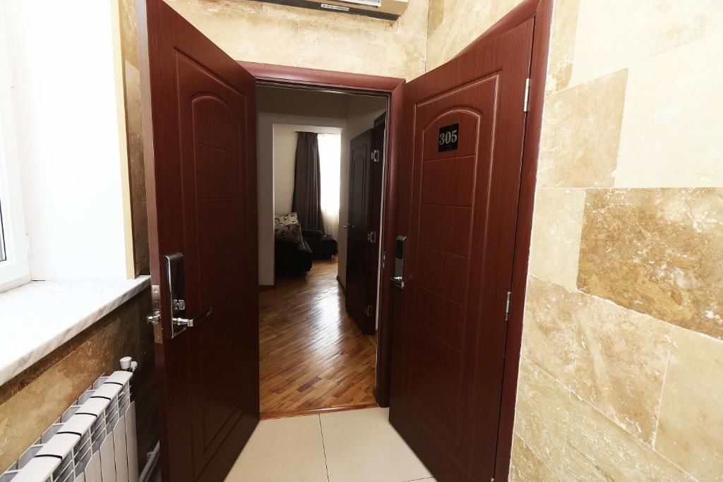 Отель Hotel Tigran Mets Yerevan Ереван-59